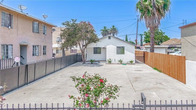 857 E 42nd St, Los Angeles, CA 90011