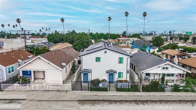433 W Gage Ave, Los Angeles, CA 90003